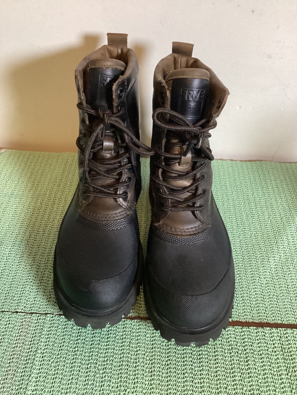 Frye leather & steel toe rubber boot  waterproof rugged outdoor safety Sz 8.5